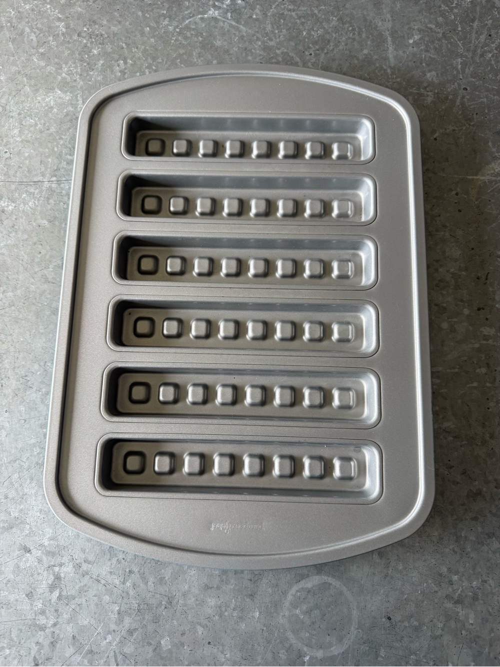 Pampered Chef Breadstick & Brownie Bar Pan 6 Cavity Nonstick Bakeware Retired